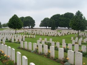 Cabaret Rouge CWGC